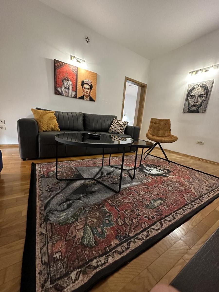 Luxury Apartment In The Center 66 M² Size. Skopje Exteriér fotografie